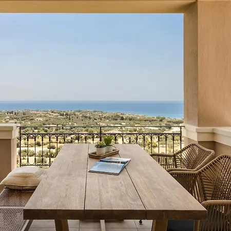 Alma Luxury דירה
